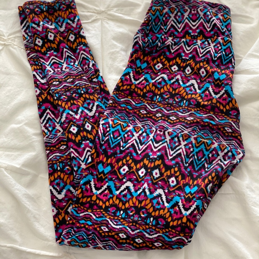 NWOT One Size Lularoe leggings